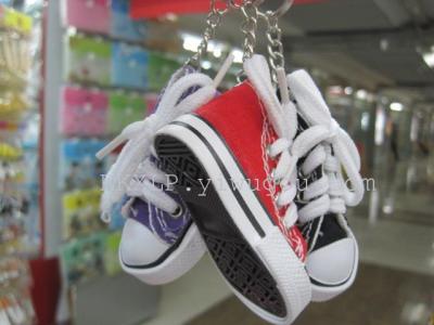 Authentic shoe key chains custom printing specials shoe pendants wholesale gift shoes shoe factory