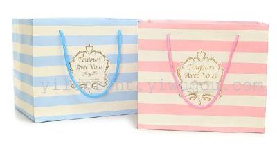 Fashion gift bag new gift bags gift bags fresh and elegant classic stripe widening paper bag handbags