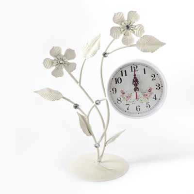 Creative European Clock Desk Clock Antair Nightstand Iron Flower Clock Retro Love