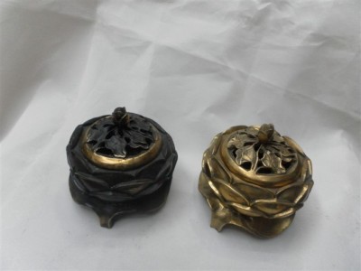 Small Lotus oven gifts