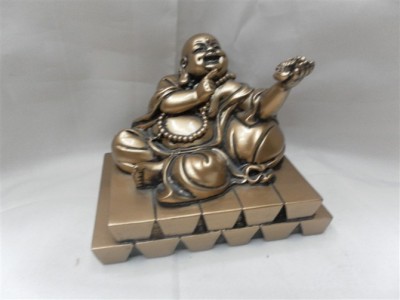 Large gold Buddha