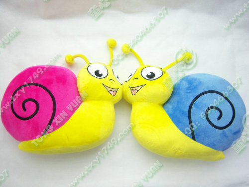 factory direct cartoon cute couple snail pillow plush toy trade valentine‘s day gift mixed batch