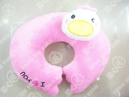 manufacturers wholesale three-color round duck neck pillow u-shape pillow household products plush toys mixed batch