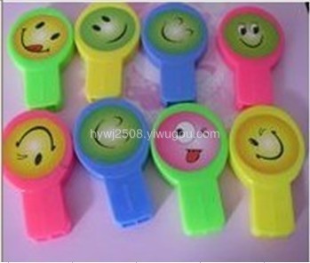 sticker smiley whistle， student whistle， toddler whistle， ping-pong whistle