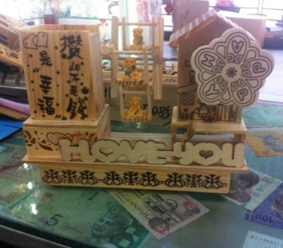 9196 Wooden Windmill Coin Bank