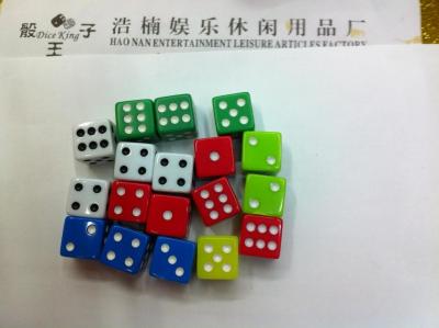 Supply acrylic dice style variety is complete in specifications plastic dice