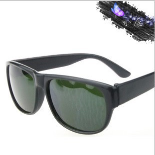 Laozhen glasses factory direct welding glasses anti - UV windproof sand control goggles white white glass