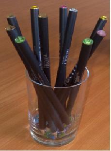 Pencil Factory Custom Direct Sales High Quality Black Wood Diamond Sharpened Pencil (Slender Bamboo Shoot)