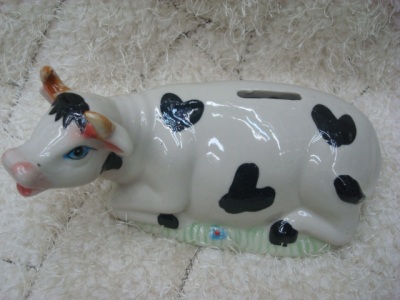 Creative Cow money box home furnishings ceramics new pot of money box gifts crafts export Ex