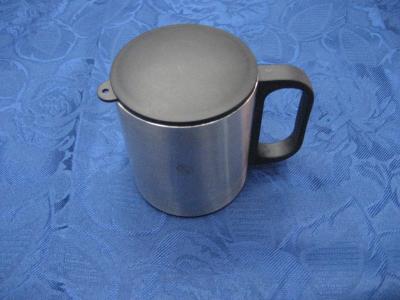 STAINLESS STEEL CUP WITH BLACK COVER