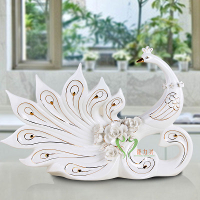 Gao Bo Decorated Home Home Ceramic Crafts White Porcelain Gold Outline Ceramics Peacock Ornaments