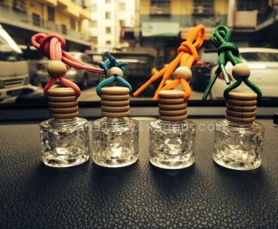 Wholesale perfume bottle wood car pendants aromatherapy bottle