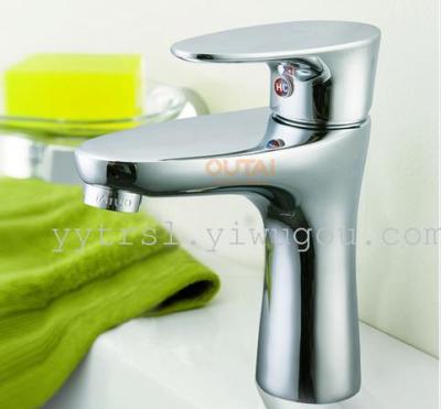 Brass lavatory faucet single handle hot and cold faucet bathroom sink basin faucet