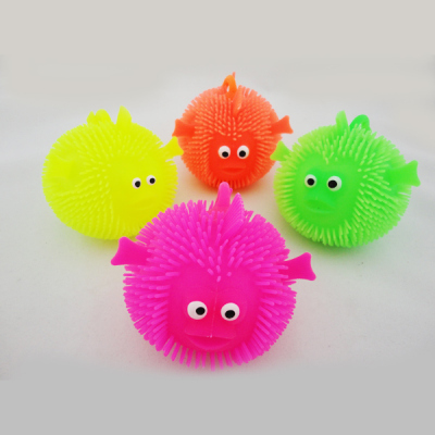Factory direct sale: luminous wool fish wool ball elastic toys
