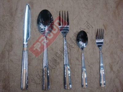 Stainless steel cutlery 2200A gold-plated stainless steel cutlery, knives, forks, and spoons