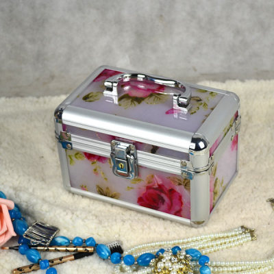 Crown travel Korean version of portable acrylic jewelry box exclusive jewelry ring necklace storage box