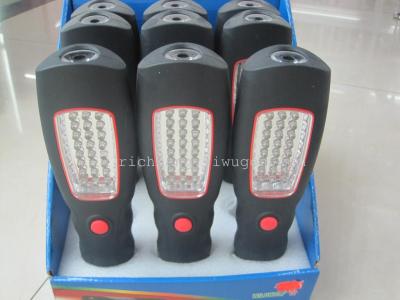 2012-8-25LED work lights with magnets 4 x AAA batteries