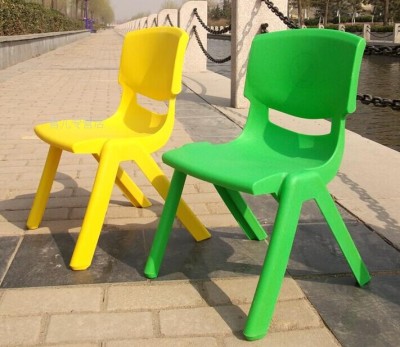 New material thickened plastic stools packages children's chairs yellow no goods