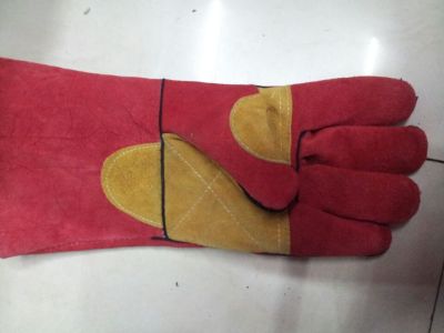 Red and blue gato for electric welding gloves
