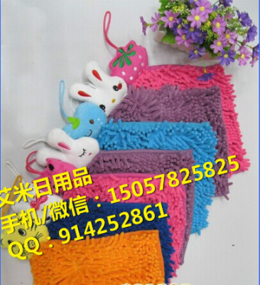 Creative cartoon head-hanging hand towel soft chenille squares absorbent kitchen towel 30*30