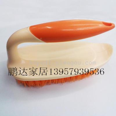 Factory wholesale plastic clothes brush with handle color plastic clothes brush brush brush daily necessities laundry
