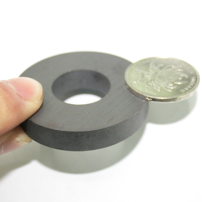 Ferrite Toroidal Hole round Same-Sex Black Medium Magnet