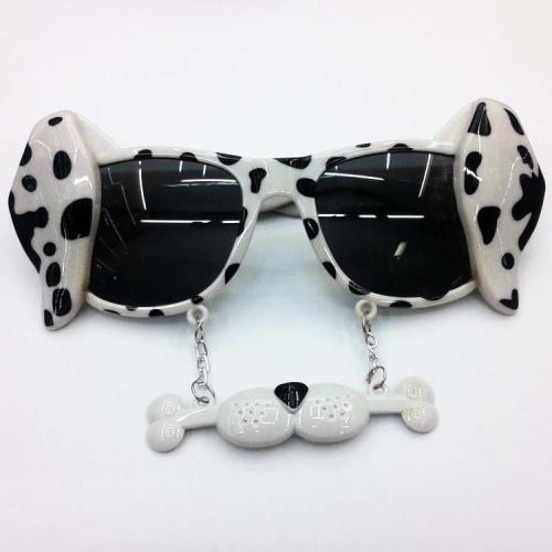 Factory Direct Sales Supply New Funny Beard Party Ball Spotty Dog Gnawing Bones Glasses