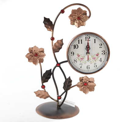 Creative European Clock Desk Clock Antair Nightstand Wrought Iron Vintage Flower Clock Retro Love