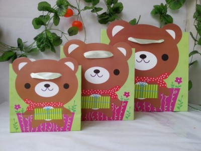 White card paper bag/express animal wrapping bag birthday gift bag special day in stock