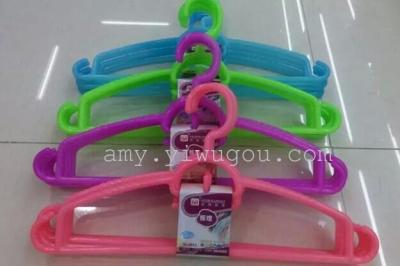 Coloured anti-slip hangers clothing hangers Traceless clotheshorse 38.5*19.5
