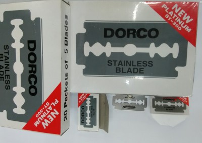 Double stainless steel blade dorco 74-5 # in the box