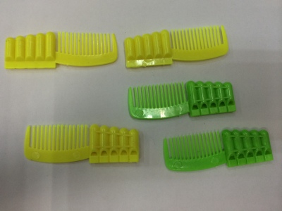 The Plastic toy Plastic toy comb.