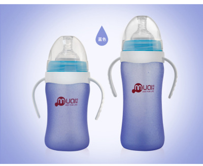 Wide - diameter automatic glass bottle with handle straw silicone jacket bottle silicone temperature discoloration