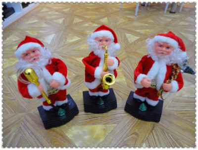 9123 Santa Sax electric blowing, microphone, back packs of Christmas gifts