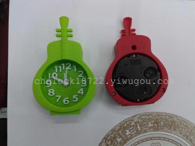 Small plastic Tower type, teapot, alarm clock, music-personalized wall clock