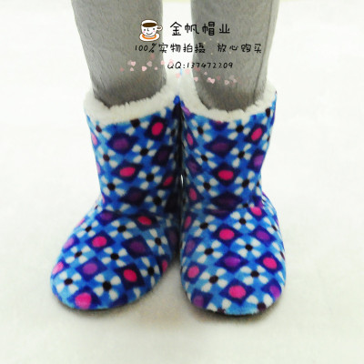 Foreign trade new spot winter warm floor shoes super soft flannel thickened floor socks female boots.