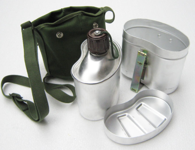 Vintage 78 multifunction boxes Kettle Kettle portable lunch boxes made of aluminum water bottles with protective cover