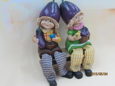 Eggplant resin cloth leg cartoon ornaments ornaments resin handicraft ornaments Home Furnishing fruits and vegetables