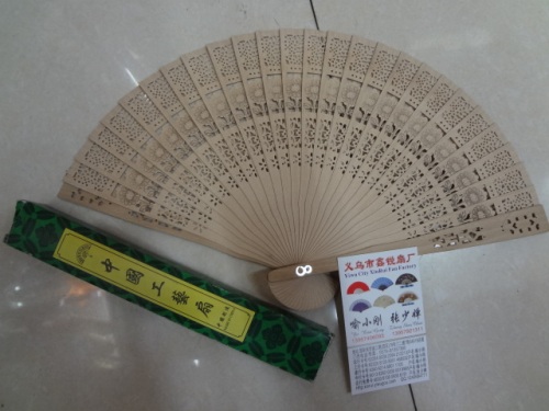 factory direct fans wholesale 8-inch yang flower folding fan fragrant wood fan craft fan foreign trade export hot sale