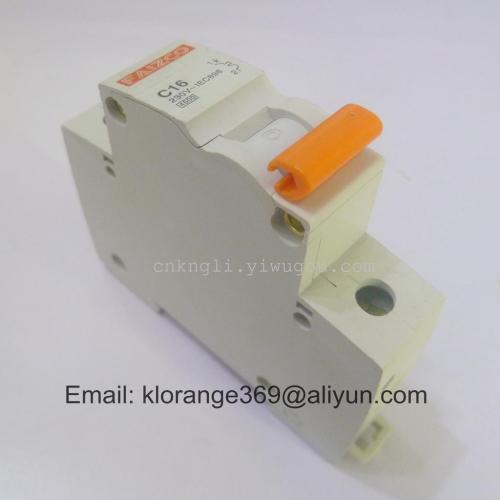 c10 home-type small circuit breaker