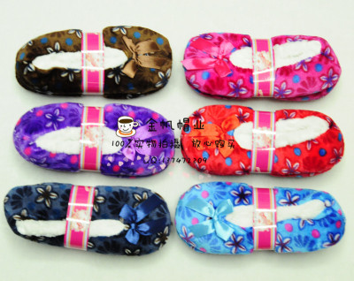 Foreign trade export single winter printing six color mixed with Korean version of the home floor socks anti - slip plush floor shoe indoor shoes.