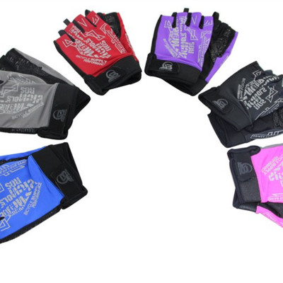 Outdoor climbing gloves half finger slip a thin sport breathable Sun sport outdoor gloves half finger glove