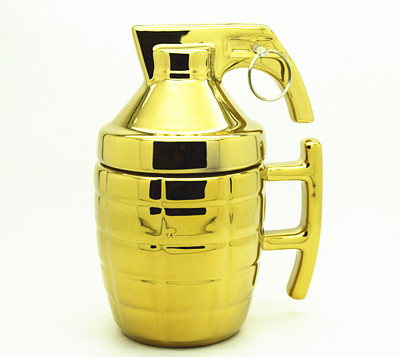Creative gift hand grenade Cup grenade Cup outdoor mug