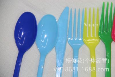 Disposable knife fork one-time scoop plastic colored