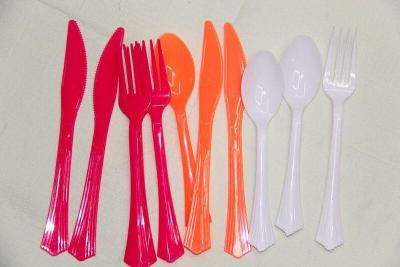 Disposable knife fork one-time scoop plastic colored