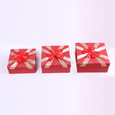 New flower packaging square gift box three sets of high-grade rose gift box wholesale