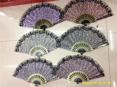 Factory direct blasting classic Leopard print wholesale gilded flowers and Black Lace fan plastic folding fan