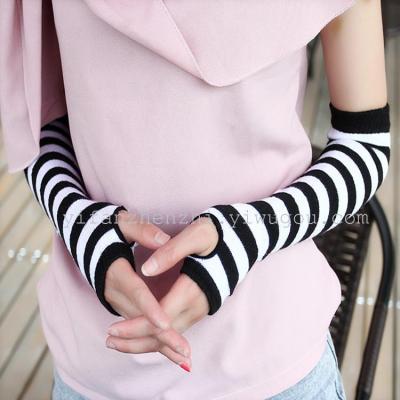 Korean version of knitting two color striped half gloves fashion arms factory direct wholesale