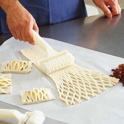 baking tools plastic mesh pulling knife wheel knife hob biscuit pizza pie crust special cake mold