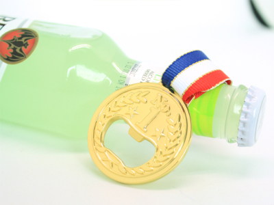 The gold medal of Olympic Games souvenir beer bottle opener opener
